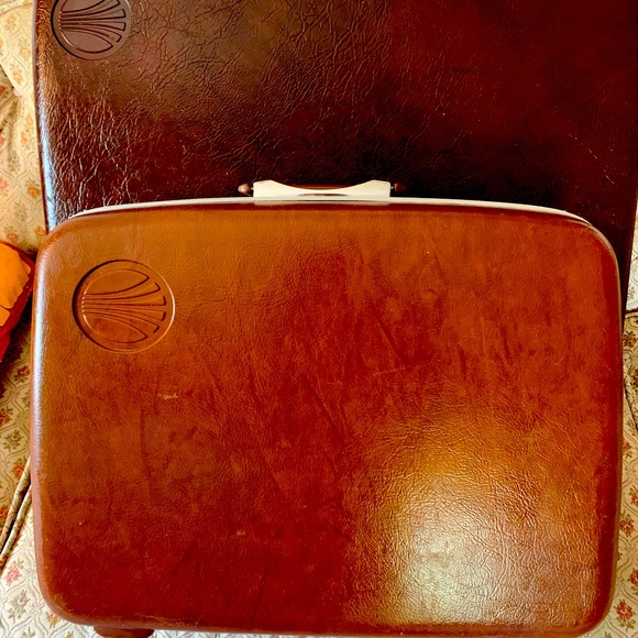 Vintage 70s Continental Airlines staff Suitcases